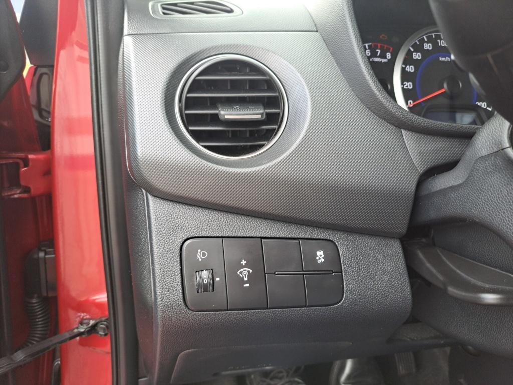 Hyundai I 10 1.0i comfort | navi | cruise control | park sensor achter |