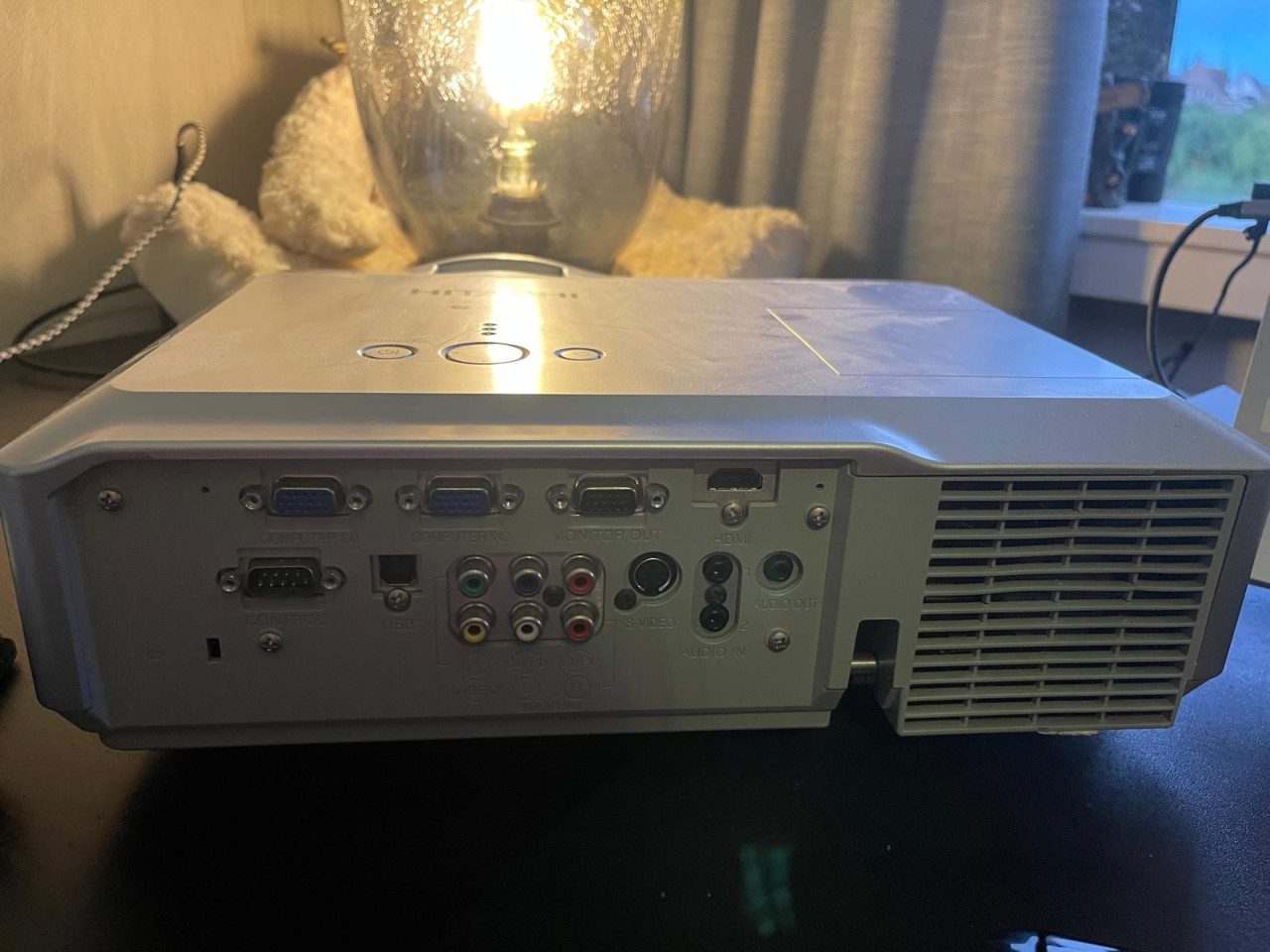 Hitachi Beamer CP-WX410