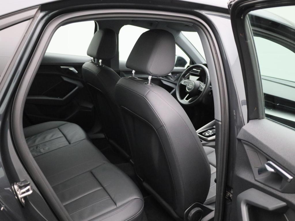 Audi A3 limousine 30 tfsi pro line | automaat | navigatie | stoelverwarming