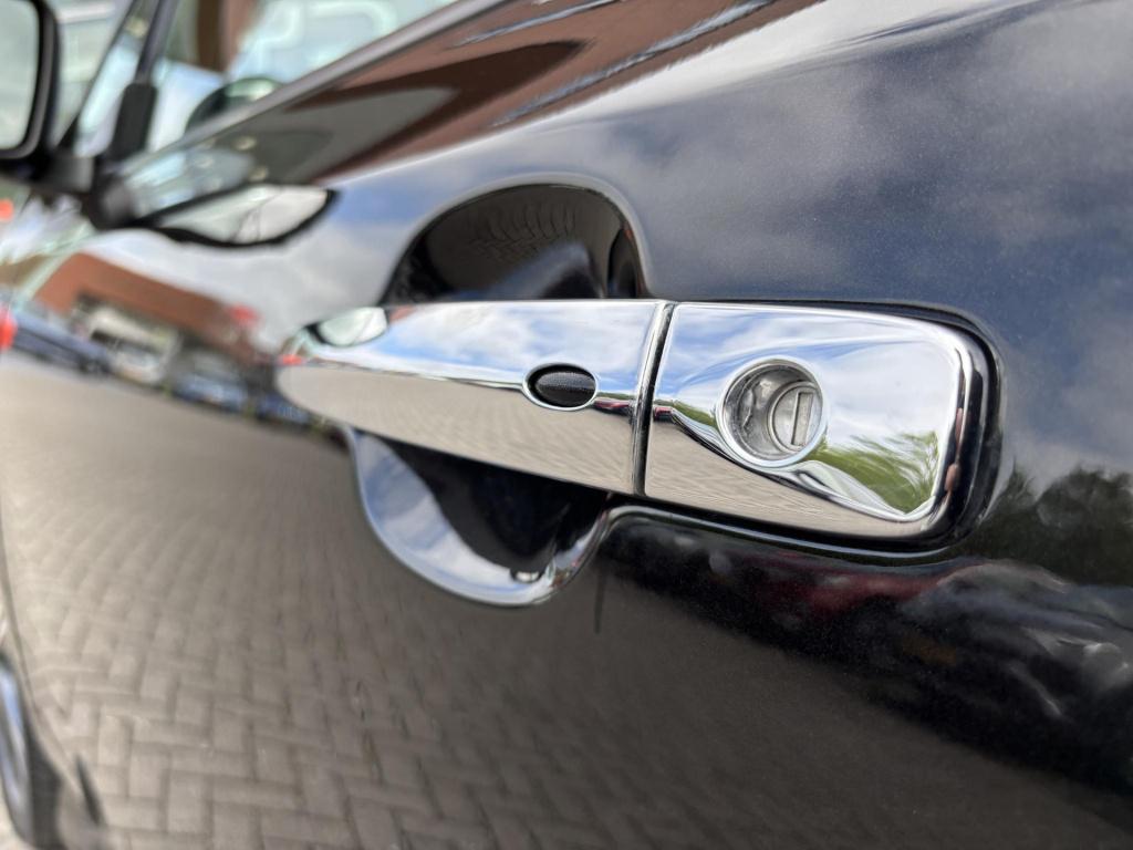 Nissan Leaf e+ business executive 62 kwh
