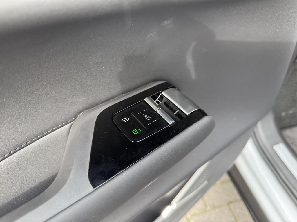 Volvo Ex90 twin ultra perf. 111kwh| b&w sound | luchtvering | new €113.850,