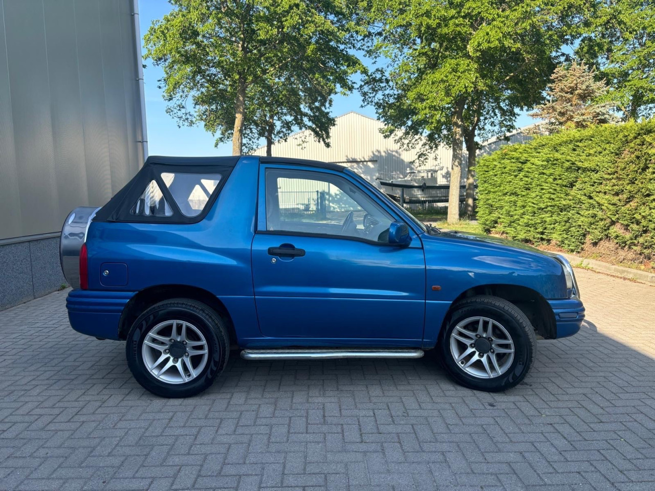 Suzuki Grand Vitara 2.0Cabrio 153.753KM