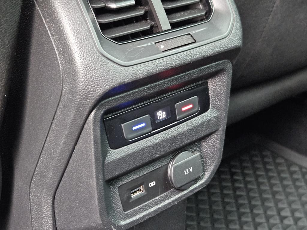 Volkswagen Tiguan 1.4 tsi act highline business r | acc | head-up | 1ste ei