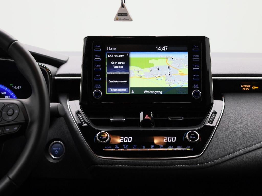 Toyota Corolla 1.8 hybrid business plus | automaat | stoel verwarming | par