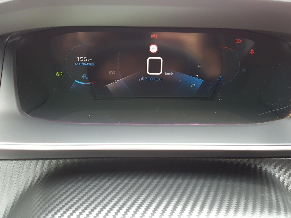 Peugeot 2008 allure pack 1.2 pt-130pk trekhaak | apple carplay & android au