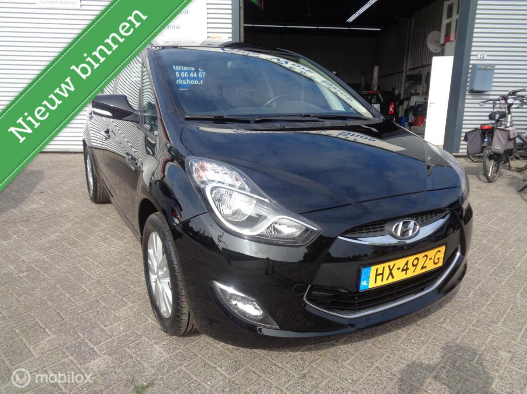 Hyundai Ix20 1.4i i-drive/airco/lm velgen/pdc/camera/trekhaak/hoge zit/nap