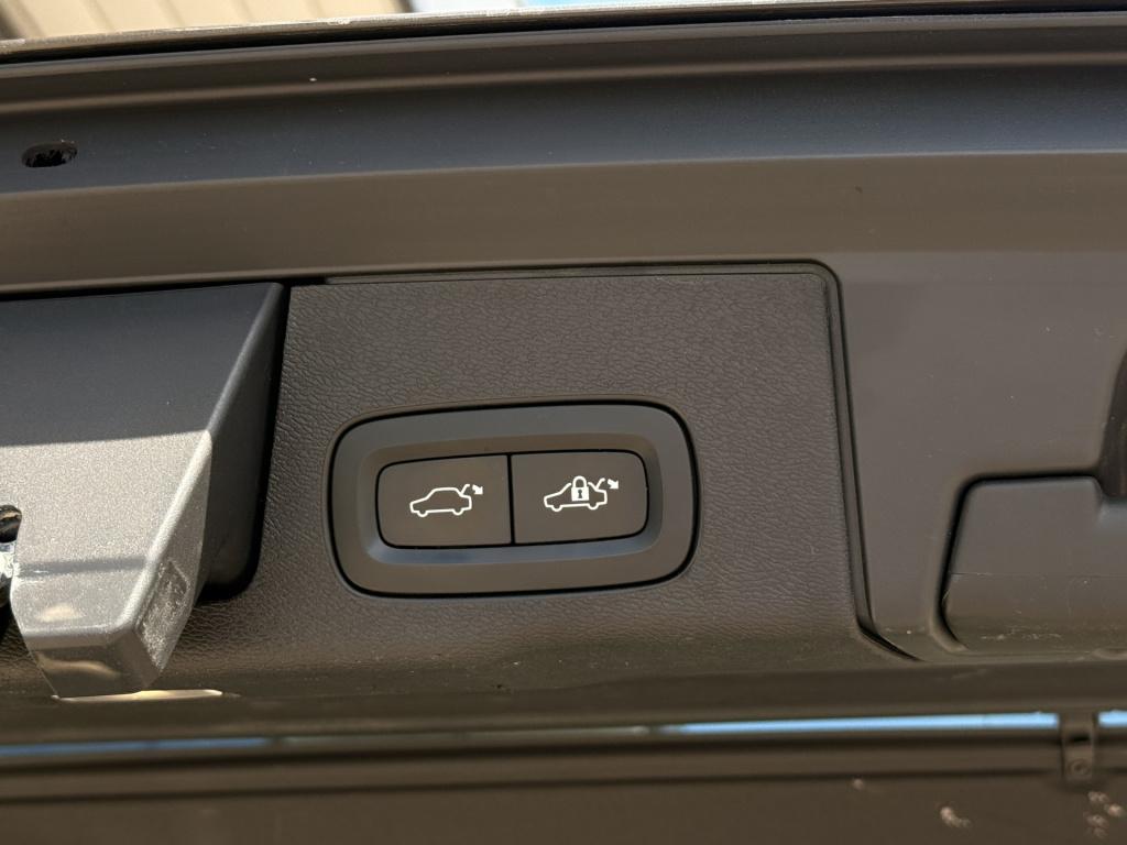 Volvo XC60 2.0 t8 twin engine awd inscription | harman kardon | pano. | ele