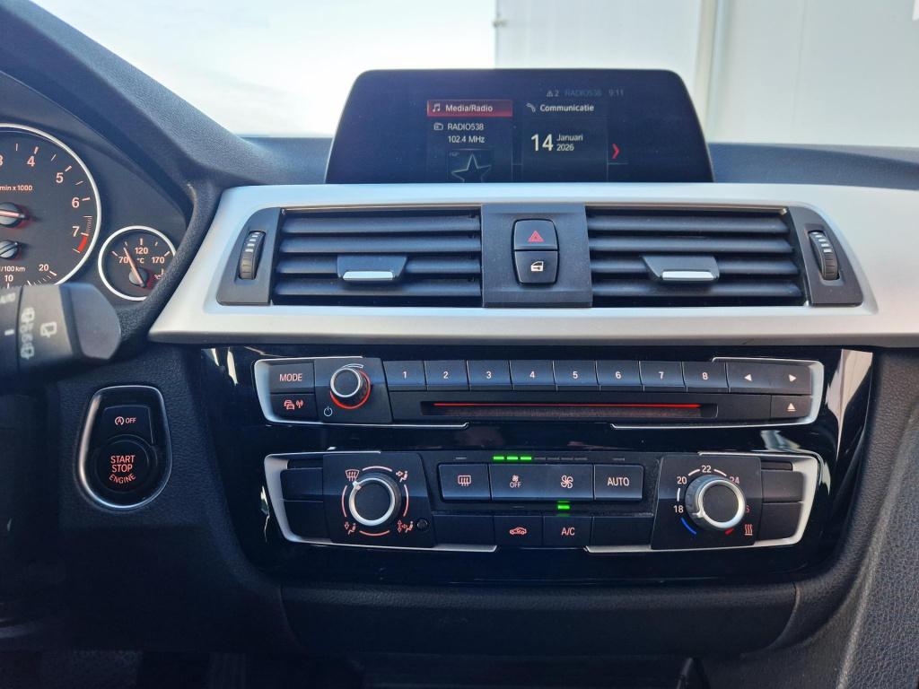 BMW 3-serie touring 320i corporate lease