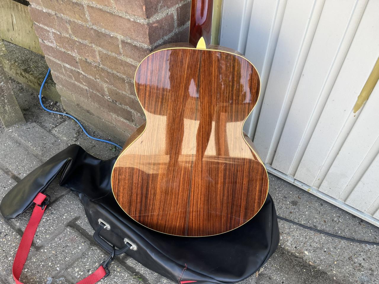 Gitaar Cort NTL 50 met hoes