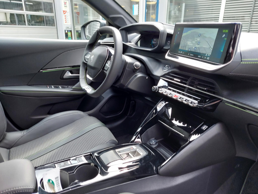 Peugeot 208 ev gt 50kwh 136 automaat 3-fase clima/nav/cam