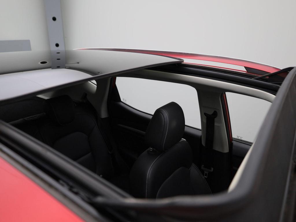 MG Zs Ev mg luxury 45 kwh | automaat | panoramadak | leder | navigatie | ai