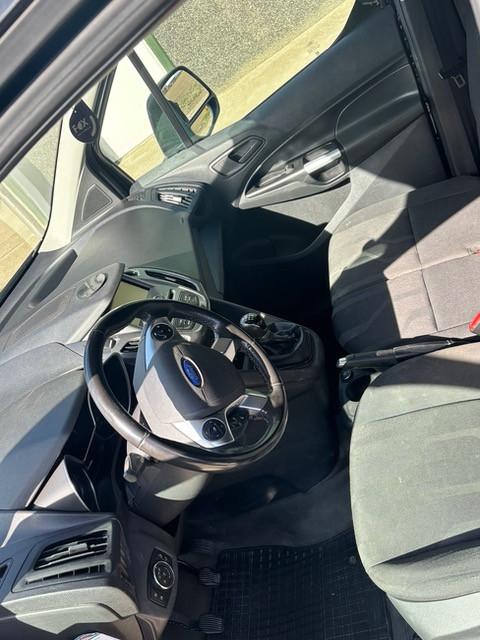 Ford transit connect