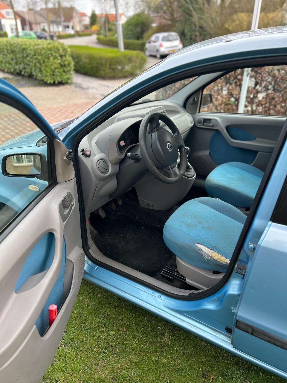 Te koop: Fiat Panda – €750 auto met karakter  Kilometerstand: 158.955 km