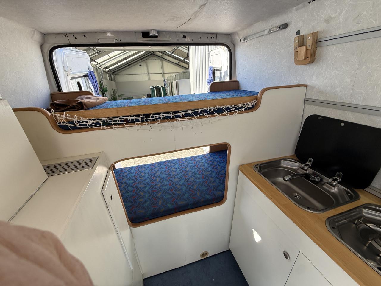 🚐 4-persoons buscamper – Compact, compleet en klaar voor gezinsavonturen