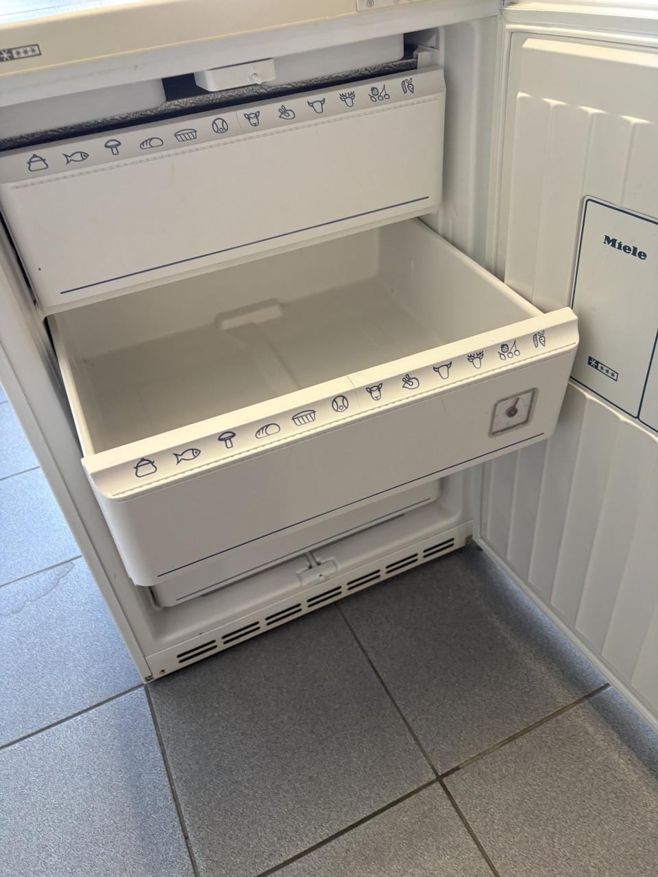 Miele diepvries tafel model