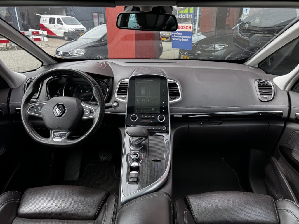 Renault Espace 1.6 tce initiale paris 7p. | pano | trekhaak | winter pack |