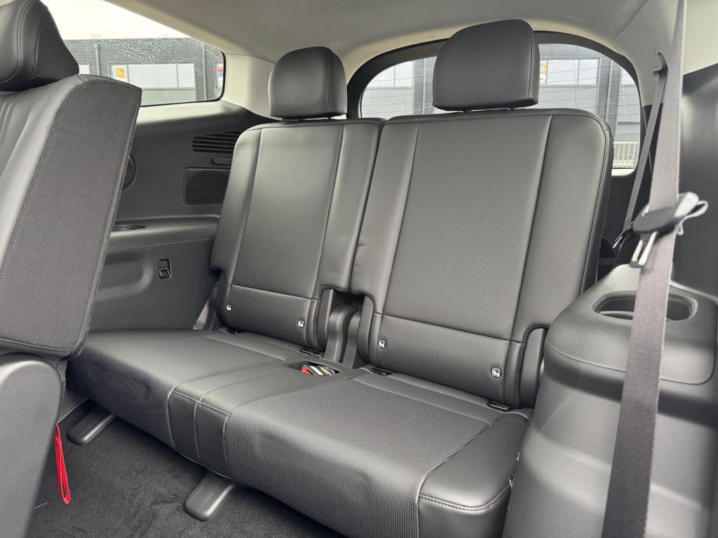 Hyundai Ioniq 9 lounge awd 7p. 110.3 kwh