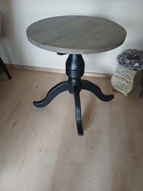 Brocante bijzettafel