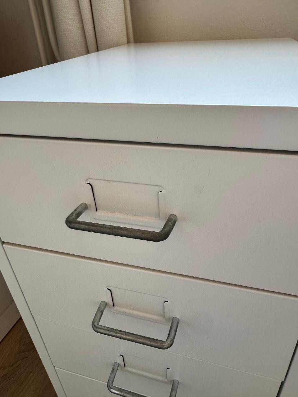 Ladekastje Helmer van Ikea