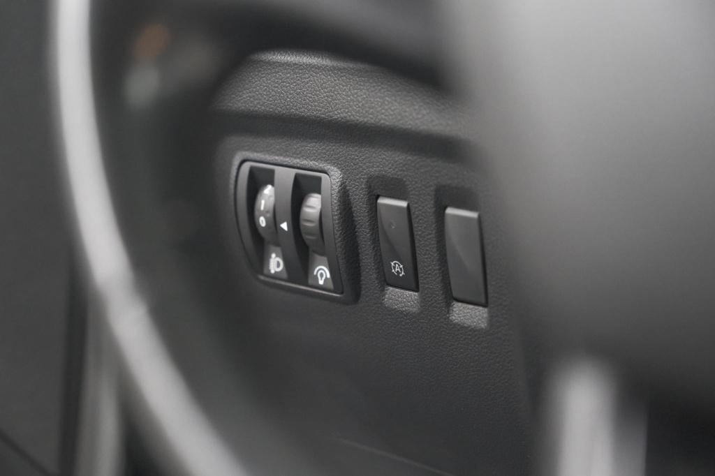 Renault Captur tce 150 edc intens | trekhaak | navigatie | parkeersensoren