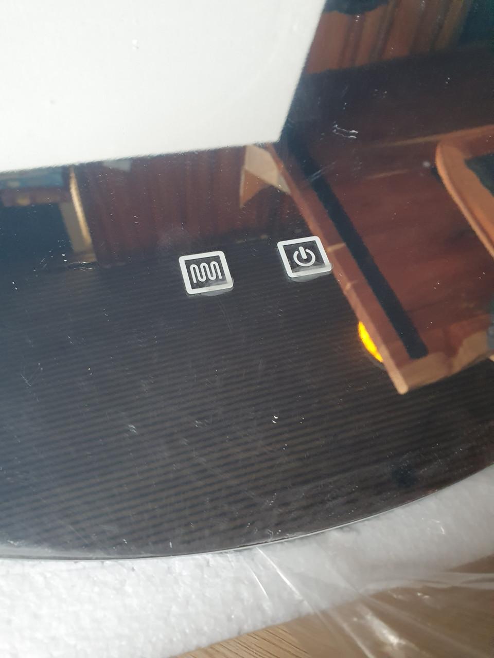 Badkamerspiegel rond 60 met verlichting + verwarming | nieuw