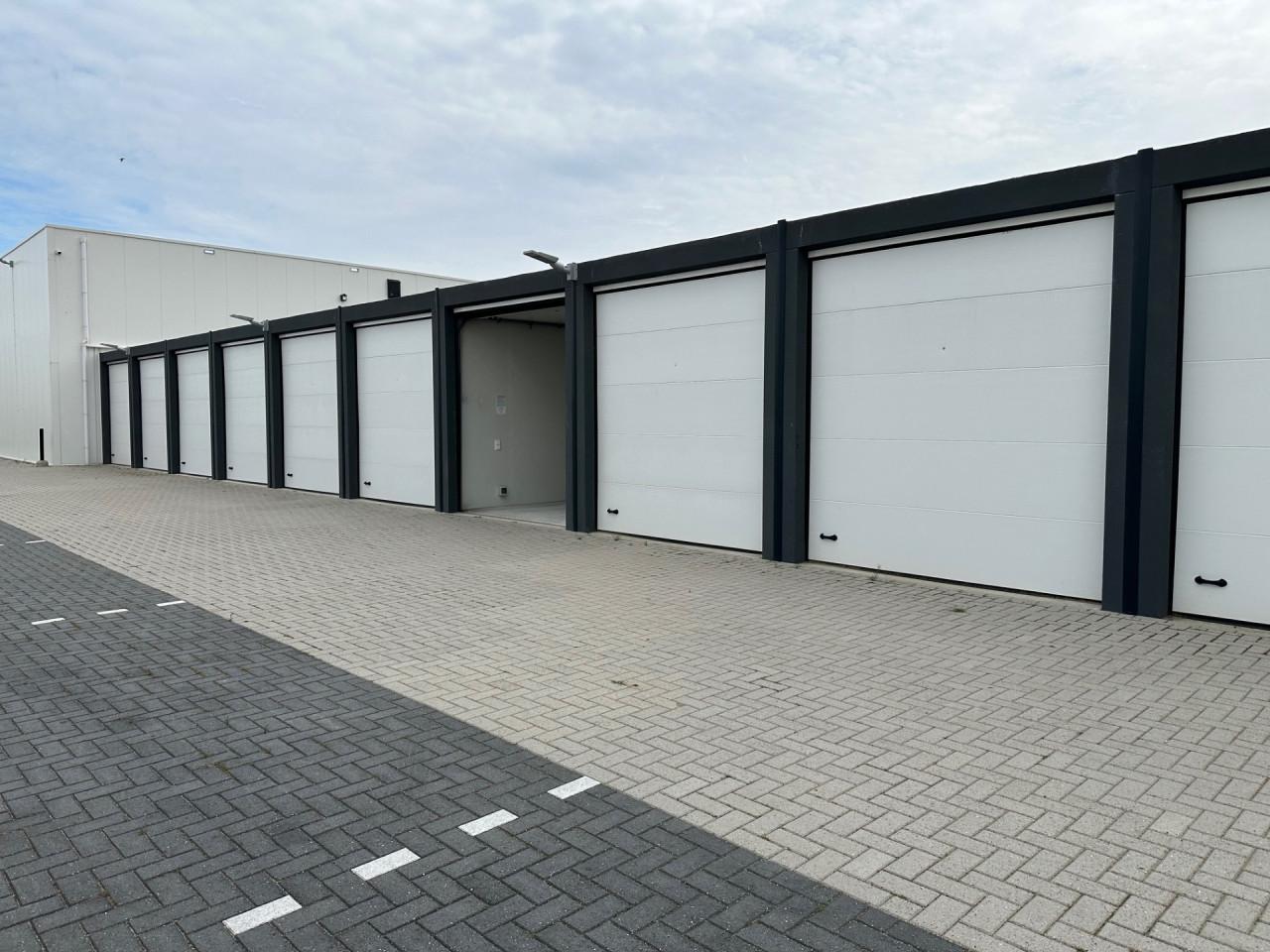 TE HUUR | XXL Garagebox Goes