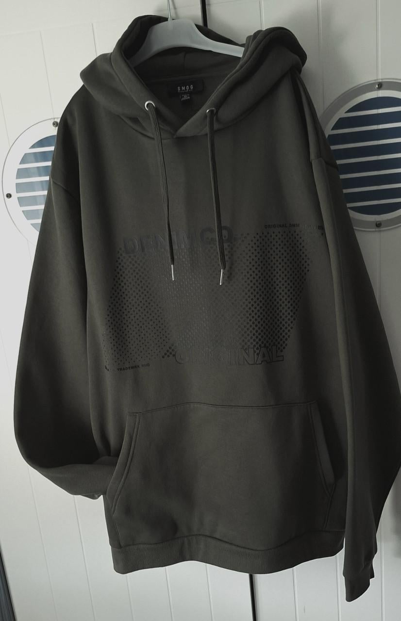 Hoodie, nieuw, mt XL, legergroen met print New Yorker
