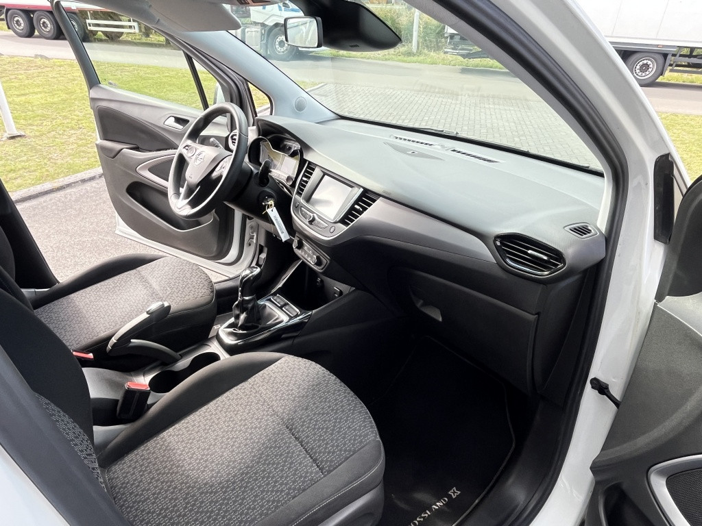 Opel Crossland X 1.2 t. online edition
