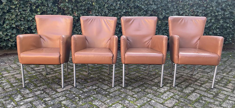 Gratis afhalen vier eetkamerstoelen