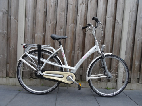 Batavus Mambo 28 inch damesfiets 8 vers fr 53 cm