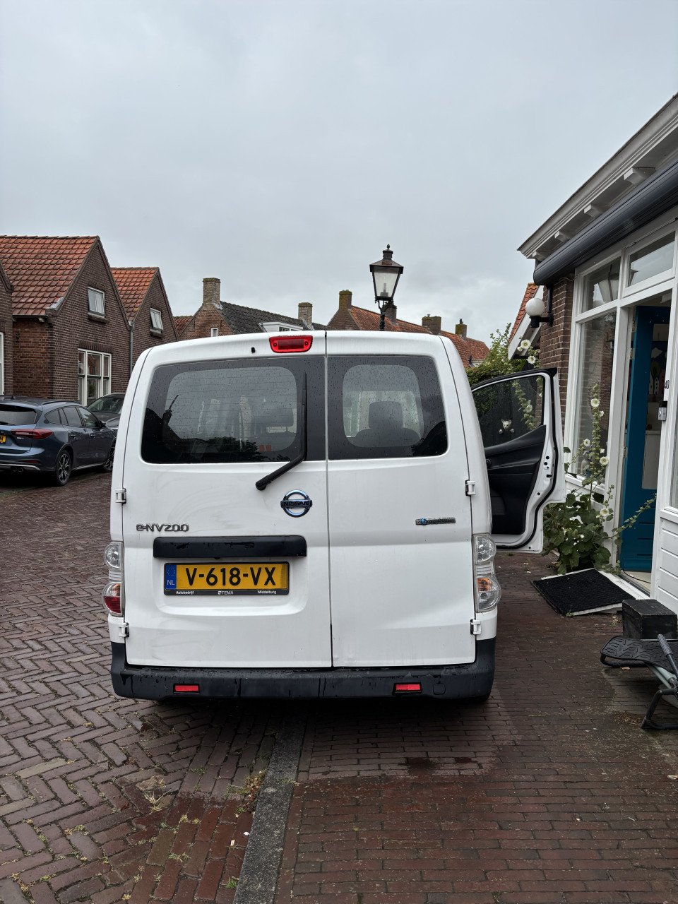 Nissan E NV200