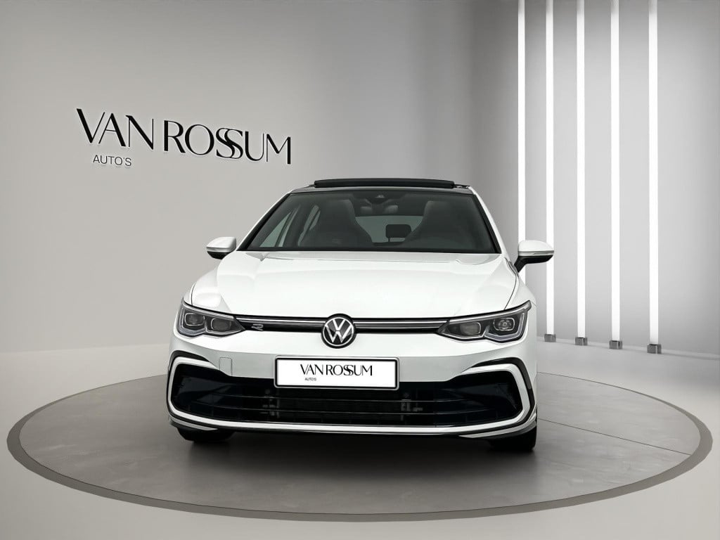 Volkswagen Golf 1.5 etsi r-line pano acc iq camera sfeer