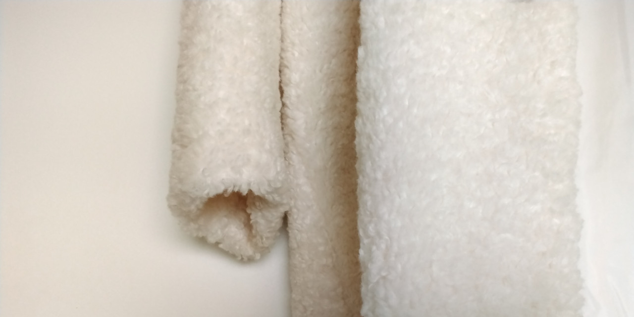 Witte teddy jas. Tussen 2 seizoenen jas