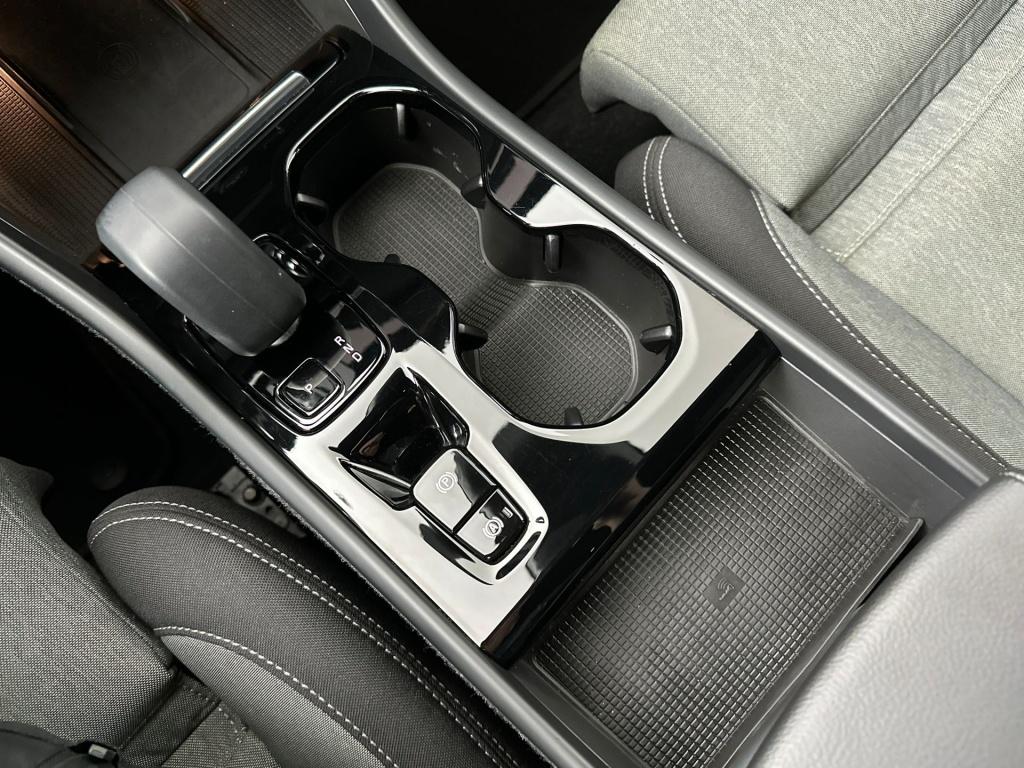Volvo XC40 t5 262pk recharge plus dark| adap.cruise| camera| keyless| dab+