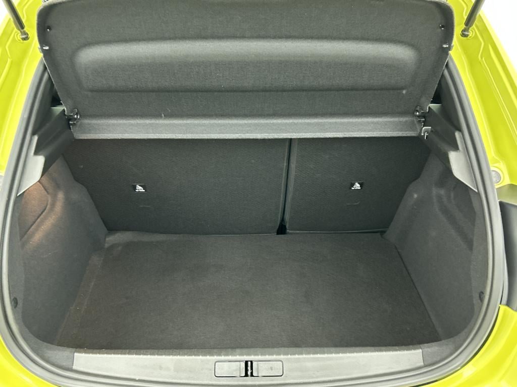 Peugeot 208 hybrid 145 pk automaat gt | rijklaar | alcantara | 360 camera |