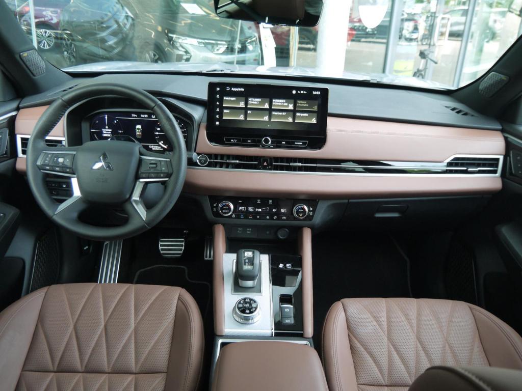 Mitsubishi Outlander 2.4 phev instyle+