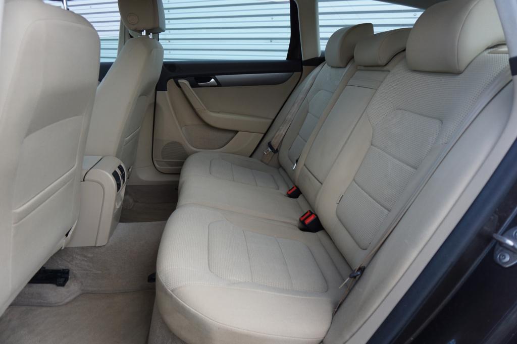 Volkswagen Passat variant 1.4 tsi highline bluemotion automaat - climate / 