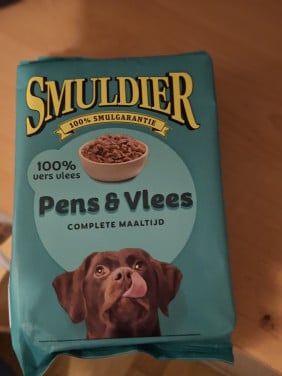 Te koop hondenvoeding Smuldier