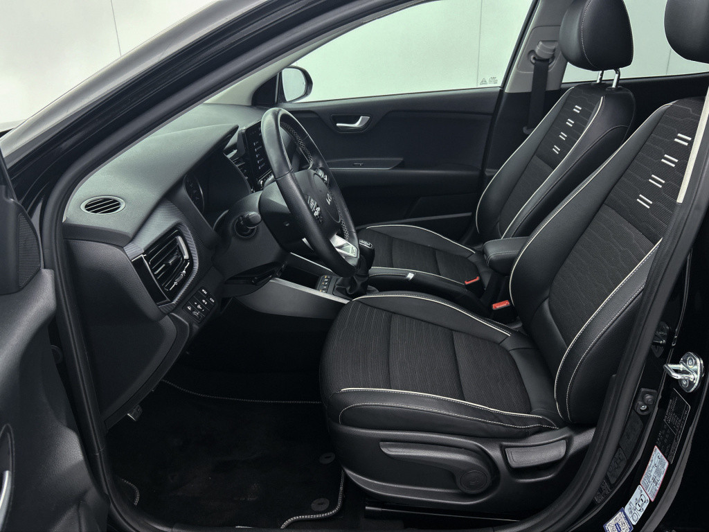 Kia Stonic 1.0 t-gdi mhev gt-plusline | trekhaak | navigatie | parkeercamer