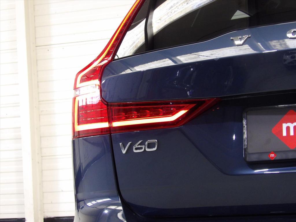 Volvo V60 t6 twin engine 398pk awd aut plus dark