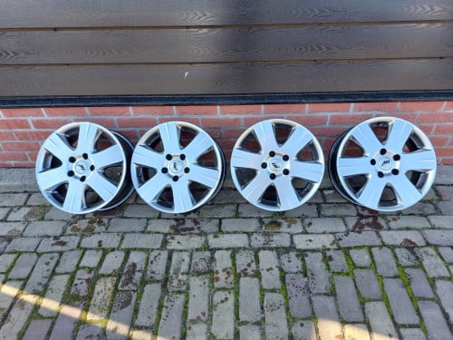 Set 16 inch AEZ lichtmetalen wielen
