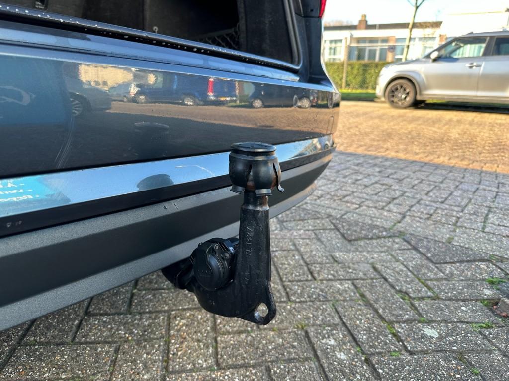Audi A4 2.0 tdi design pro line uitklapbare trekhaak stoelverwarming