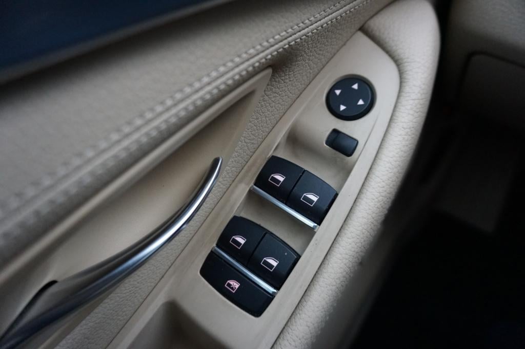 BMW 5 Serie touring 520i high luxury edition automaat / led / cruise / lede