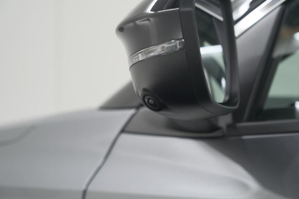 Renault Austral 1.2 e-tech full hybrid 200 techno | 360 camera | panoramada