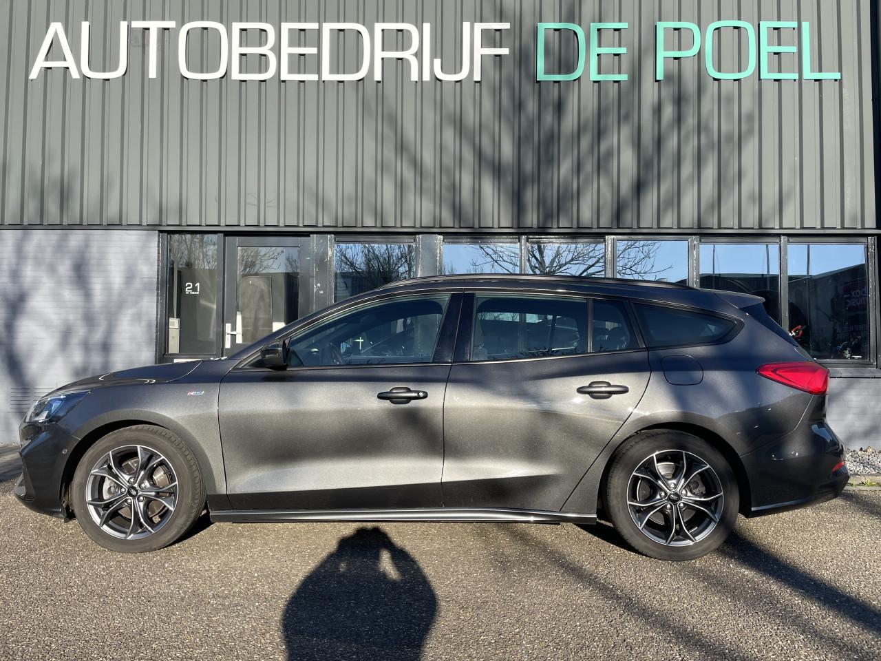 FORD FOCUS 1.0 ECOBOOST ST-LINE