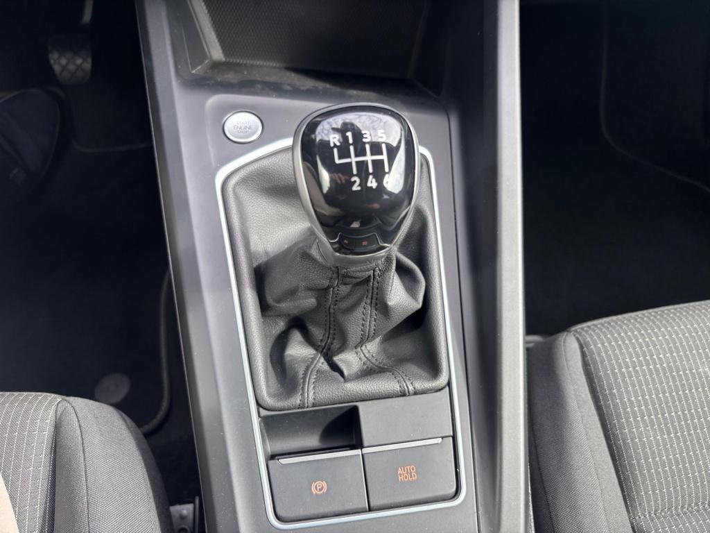 Volkswagen Golf tsi 110pk life, elektrische trekhaak, carplay