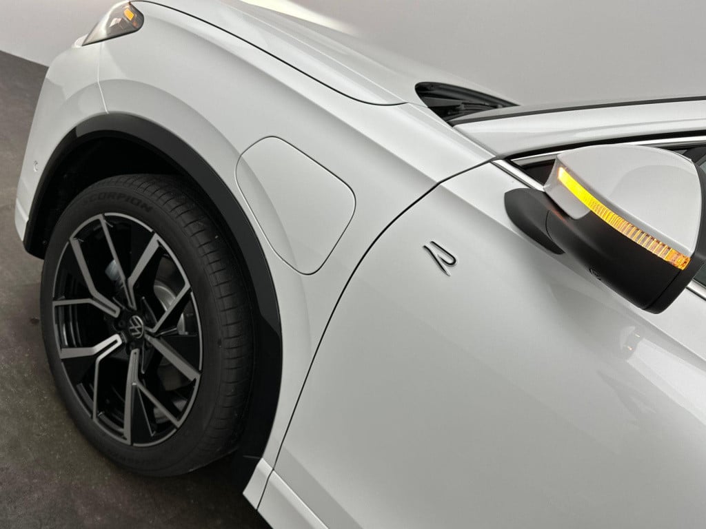 Volkswagen Tiguan r-line-edition 1.5 ehybrid 150 kw / 204 pk suv 6 v