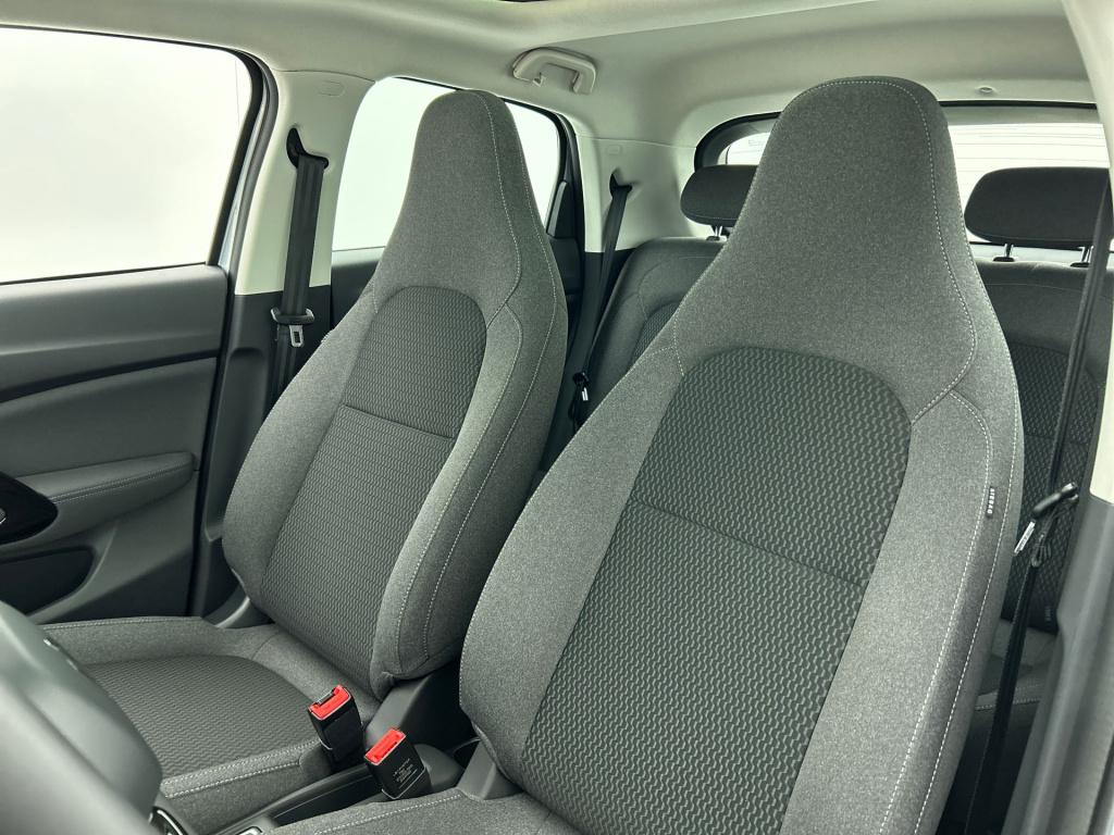 Leapmotor T03 design 37.3 kwh | wordt verwacht | automaat | navi | parkeerc