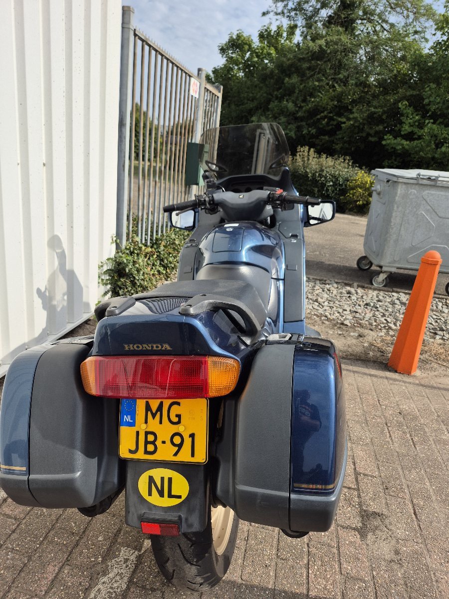 Honda Pan European ST1100 abs uit 2002
