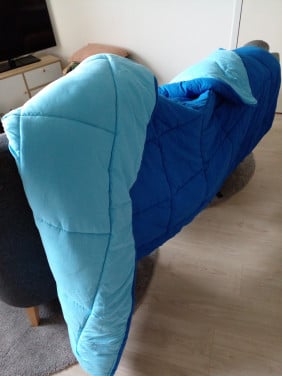 Wasbaar winter dekbed en overtrek ineen. (3 stuks) 140 cm x 200 cm.